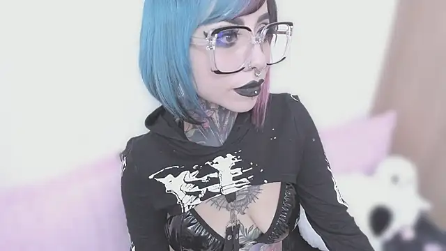 NikkiRamone online show from 30, 9, 2025