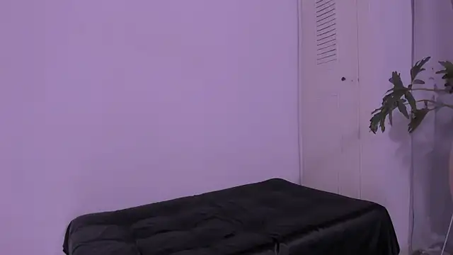 Miiafoxxx online show from 18, 10, 2025