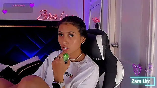 ZaraLim online show from 11, 11, 2025