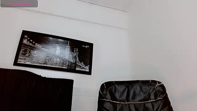 Snapshot of Diosiris_Riannys chatting on 4, 12, 2024 Diosiris Riannys online show from 4, 12, 2024