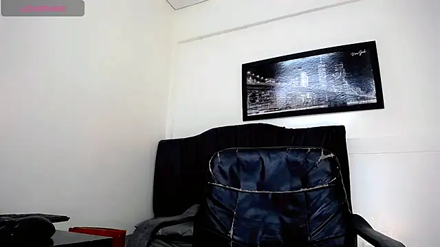 Snapshot of Diosiris_Riannys chatting on 3, 10, 2025 Diosiris Riannys online show from 3, 10, 2025