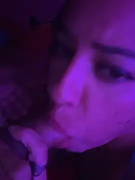 mariposapontiak420 online show from 8, 2, 2026