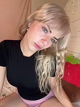 SirenitySirenxx online show from 10, 1, 2025