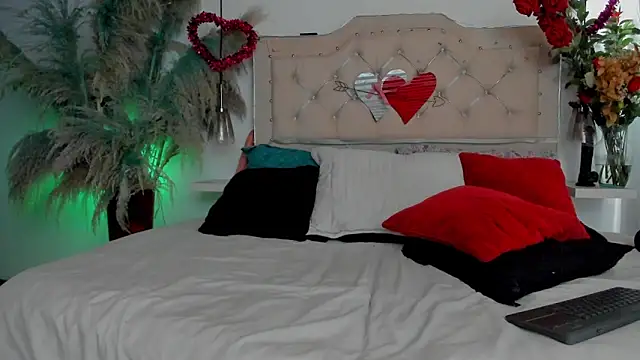 Samanthahavery44 online show from 15, 4, 2026