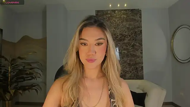 RebeccaHudson online show from 5, 4, 2026