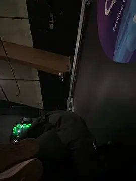 M1ssyk1ssy online show from 1, 2, 2025