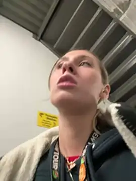 M1ssyk1ssy online show from 3, 2, 2025