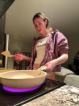 M1ssyk1ssy online show from 6, 1, 2026