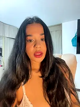 Aitana98  online show from 8, 11, 2025