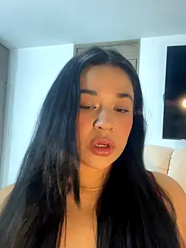 Aitana98  online show from 4, 10, 2025