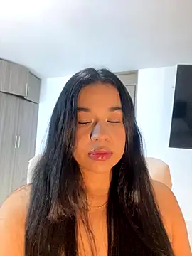 Aitana98  online show from 5, 10, 2025