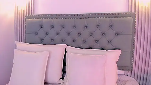 Aitana98  online show from 20, 2, 2025