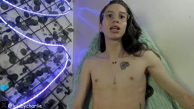 vodkadelulo online show from 20, 3, 2026