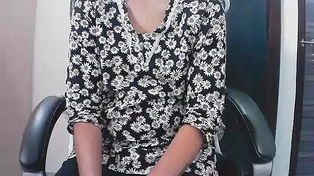 collage hoty online show from 13, 4, 2026