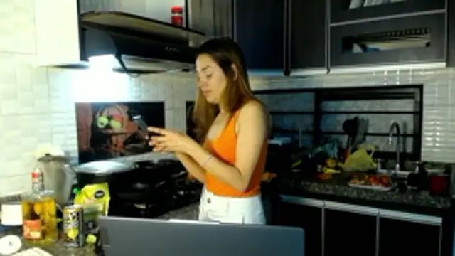 camilawm19 online show from 12, 4, 2026
