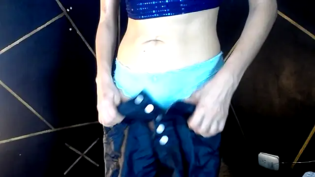 camilawm19 online show from 4, 4, 2026