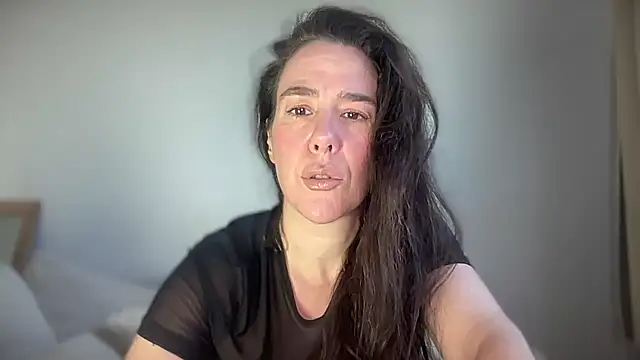 MilkyHoneyLullabies online show from 12, 9, 2025