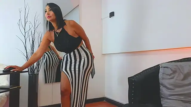 almaa 18 online show from 15, 11, 2025