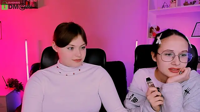 nikole kitt online show from 15, 12, 2025