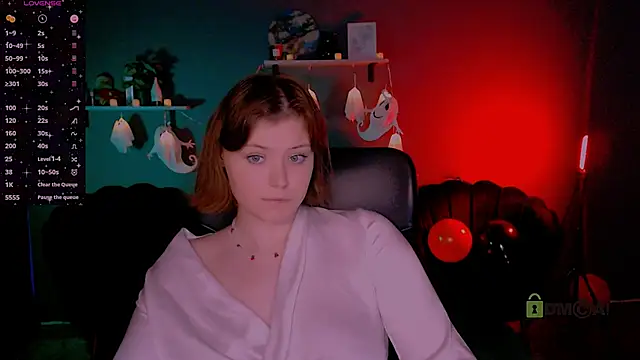 nikole kitt online show from 26, 10, 2025