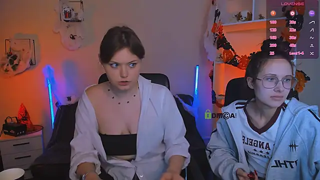 nikole kitt online show from 29, 10, 2025