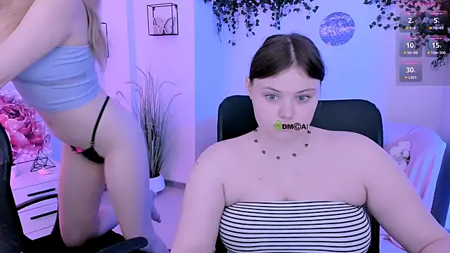 Snapshot of nikole_kitt chatting on 12, 7, 2026 nikole kitt online show from 12, 7, 2026