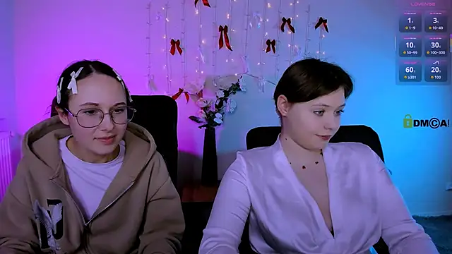 Snapshot of nikole_kitt chatting on 7, 2, 2026 nikole kitt online show from 7, 2, 2026