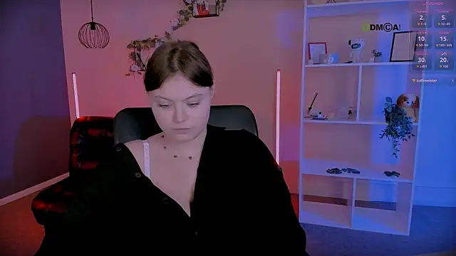 nikole kitt online show from 18, 5, 2026