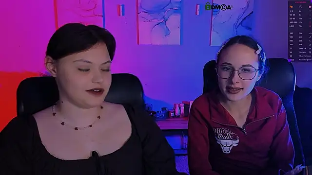 Snapshot of nikole_kitt chatting on 4, 2, 2026 nikole kitt online show from 4, 2, 2026