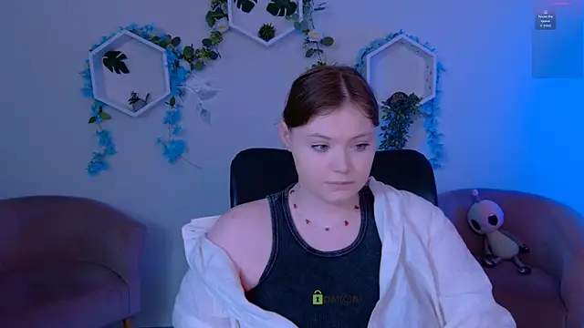 Snapshot of nikole_kitt chatting on 23, 6, 2026 nikole kitt online show from 23, 6, 2026