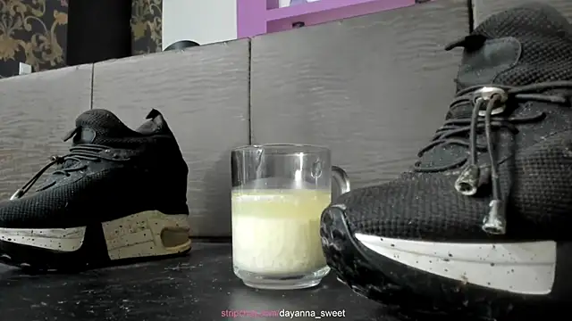 dayanna sweet online show from 16, 12, 2025