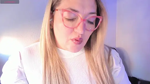 Naty Mature  online show from 31, 3, 2026