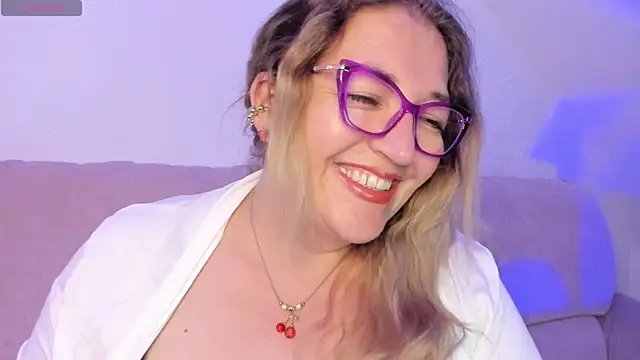 Naty Mature  online show from 23, 6, 2026