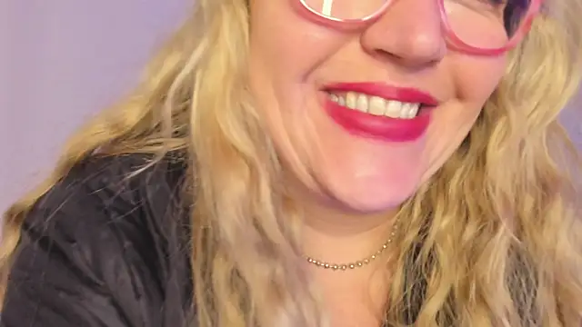 Naty Mature  online show from 4, 12, 2025