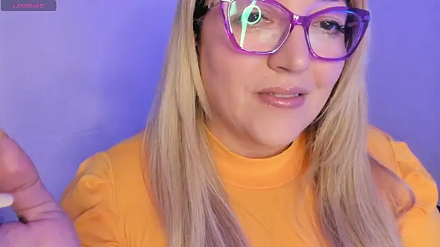 Naty Mature  online show from 18, 2, 2026