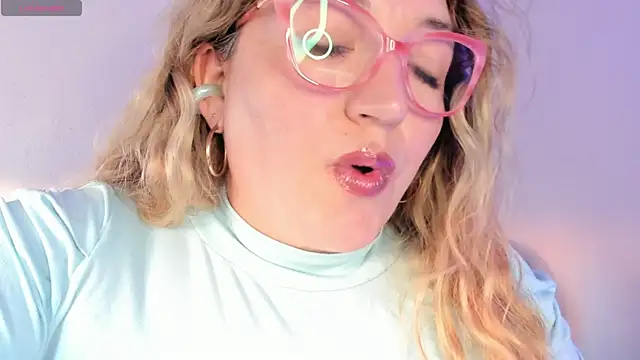 Naty Mature  online show from 16, 4, 2026