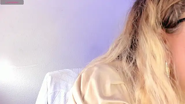 Naty Mature  online show from 23, 4, 2026