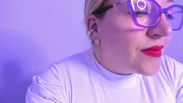 Naty Mature  online show from 3, 10, 2025