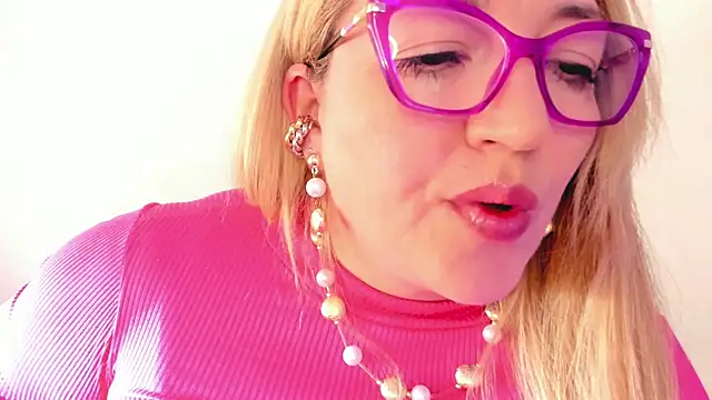 Naty Mature  online show from 21, 10, 2025