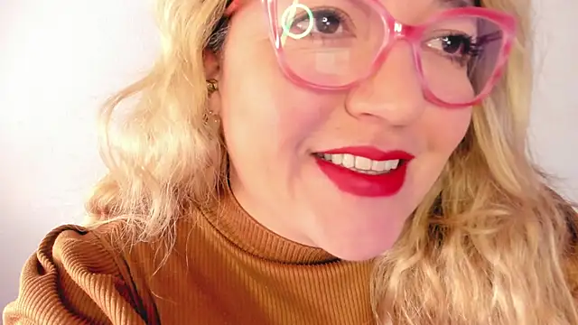 Naty Mature  online show from 5, 12, 2025