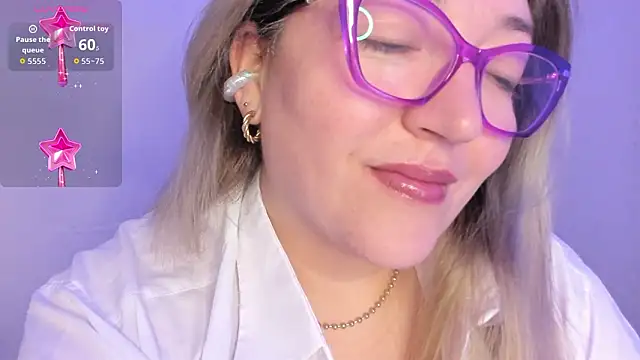 Naty Mature  online show from 15, 3, 2026