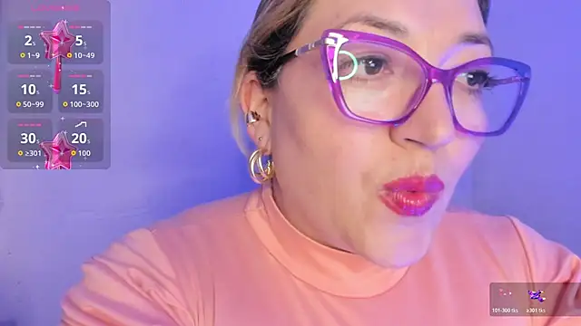 Naty Mature  online show from 11, 2, 2026