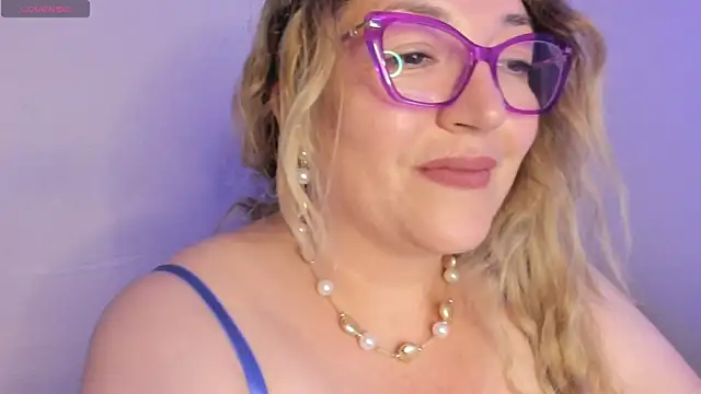 Naty Mature  online show from 11, 6, 2026