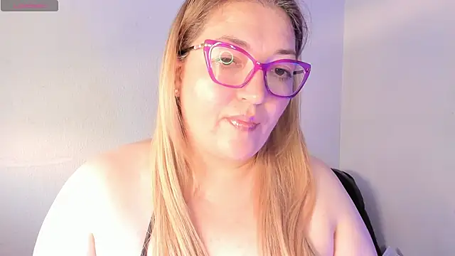 Naty Mature  online show from 26, 4, 2026
