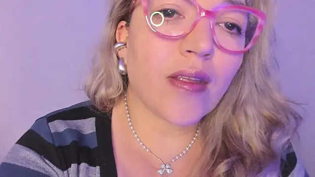 Naty Mature  online show from 8, 11, 2025