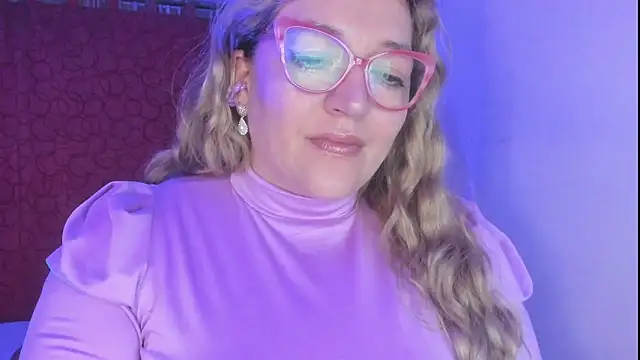 Naty Mature  online show from 8, 9, 2025