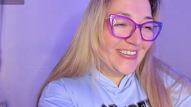 Naty Mature  online show from 1, 2, 2026