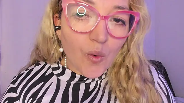 Naty Mature  online show from 26, 11, 2025