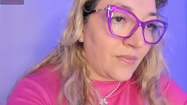 Naty Mature  online show from 3, 2, 2026