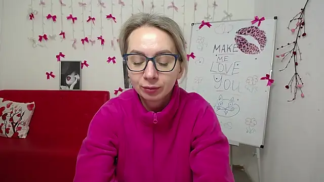 Snapshot of VasilisaSii chatting on 24, 2, 2026 VasilisaSii online show from 24, 2, 2026